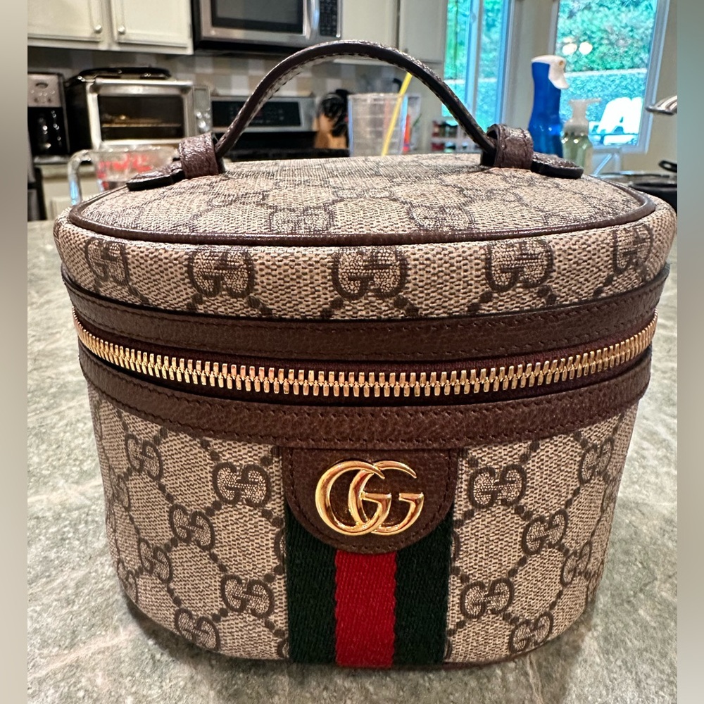Gucci GG Supreme Monogram Vanity Cosmetic Case